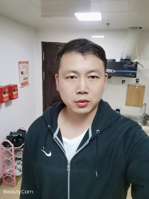 暖暖的风的第一张照片--鞍山相亲服务中心