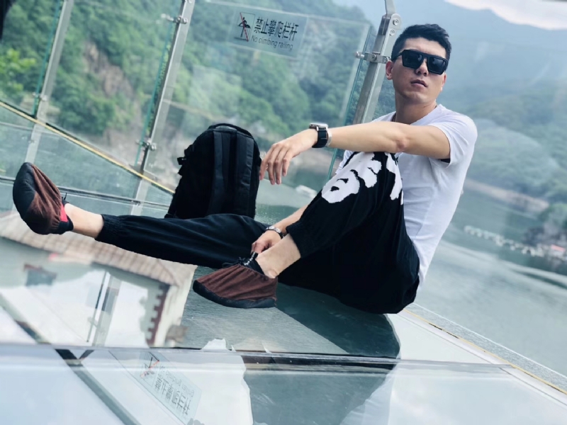 庄周梦蝶的第一张照片--鞍山相亲服务中心