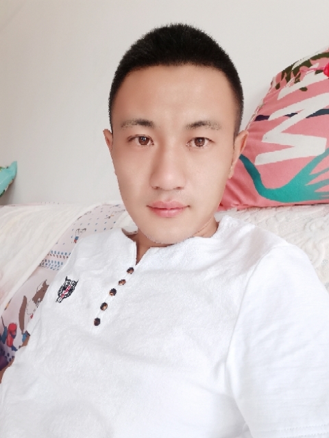 海阔天空的第一张照片--鞍山相亲服务中心