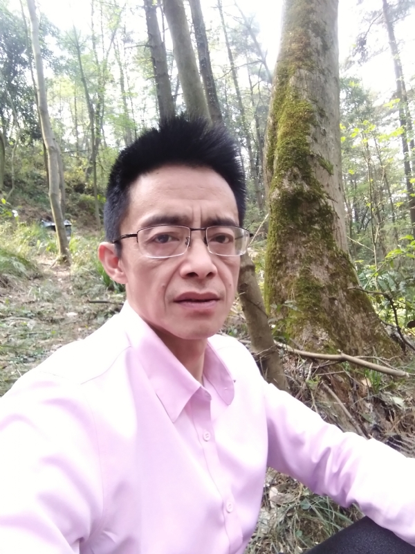 吴彬的第一张照片--鞍山相亲服务中心