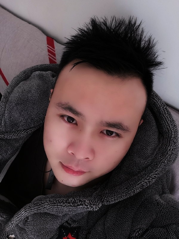 明明的第一张照片--鞍山相亲服务中心