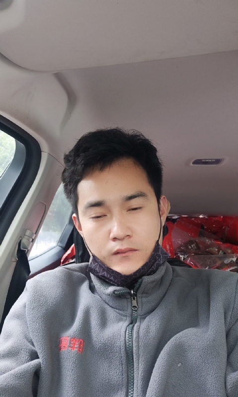 冷锋的第一张照片--鞍山相亲服务中心