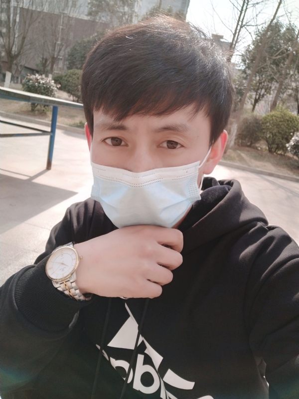 简单的幸福的第一张照片--鞍山相亲服务中心