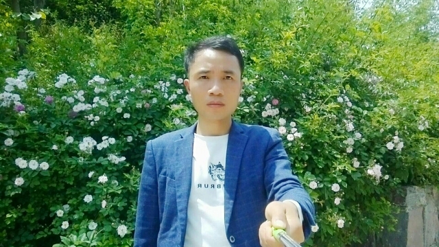 一生何求的第一张照片--鞍山相亲服务中心