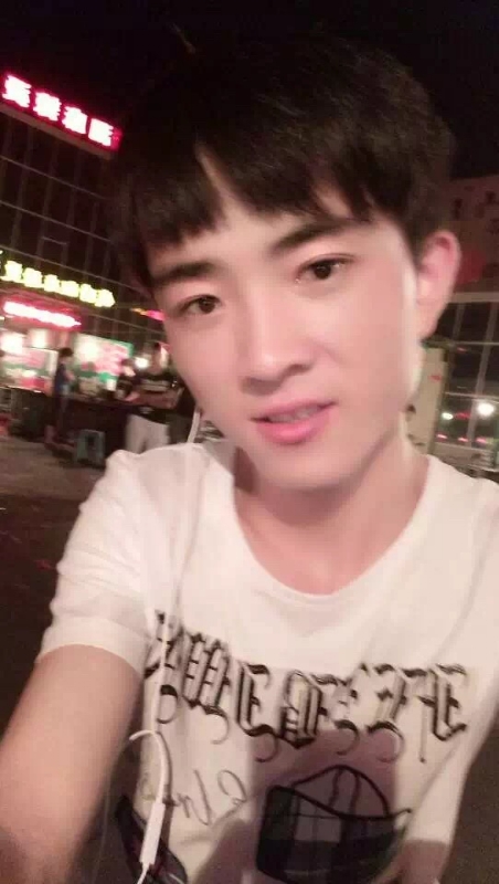 小先生的第一张照片--鞍山相亲服务中心