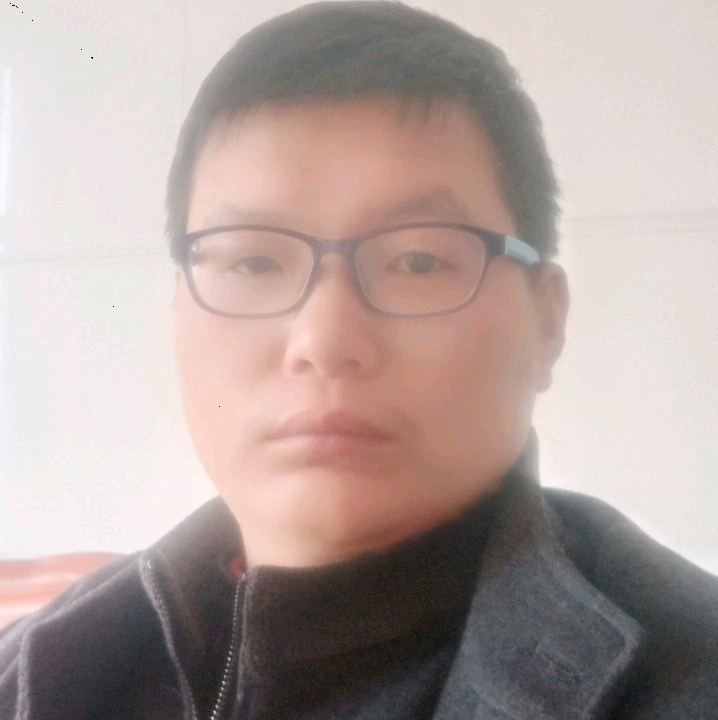 小男人的第一张照片--鞍山相亲服务中心