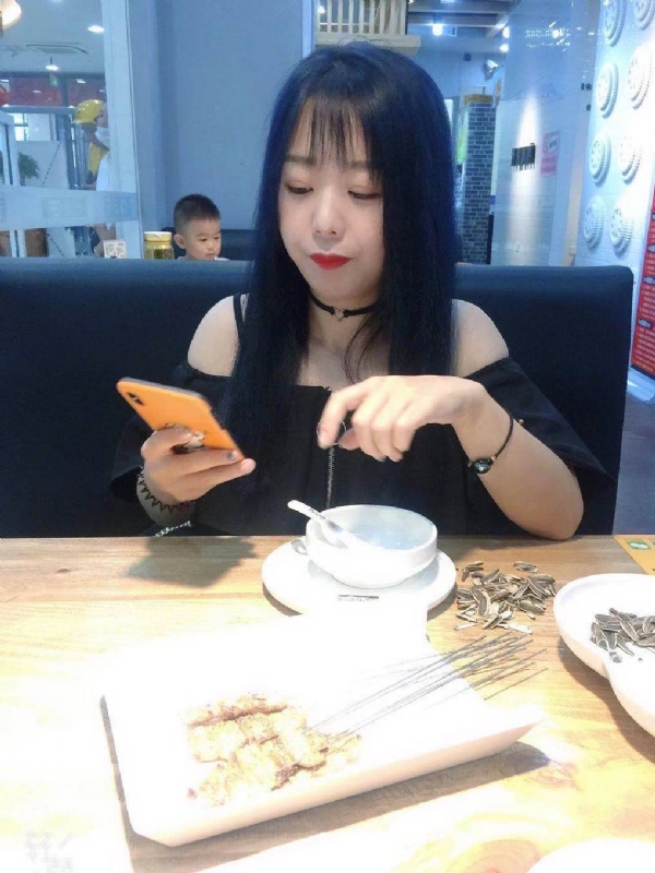 程程的第一张照片--鞍山相亲服务中心