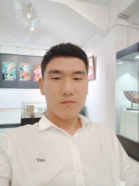 自律人生的第一张照片--鞍山相亲服务中心