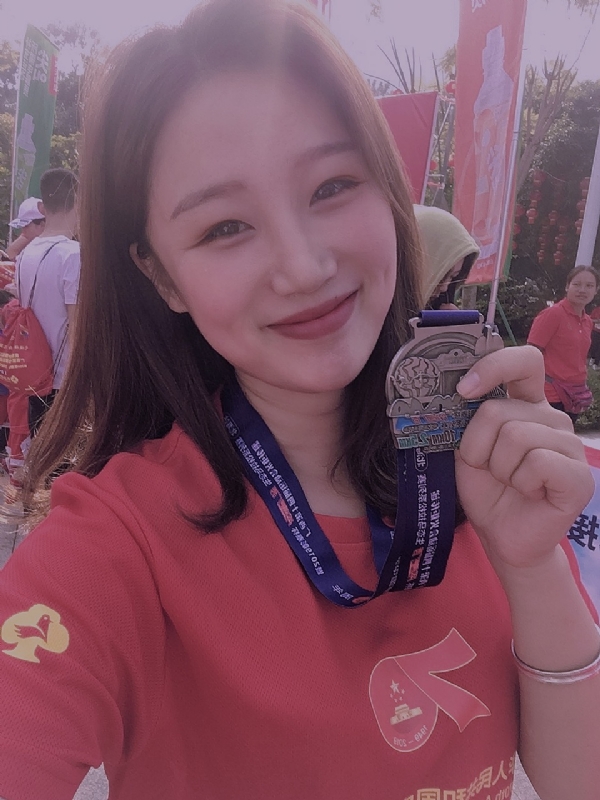 大熊猫的第一张照片--鞍山相亲服务中心