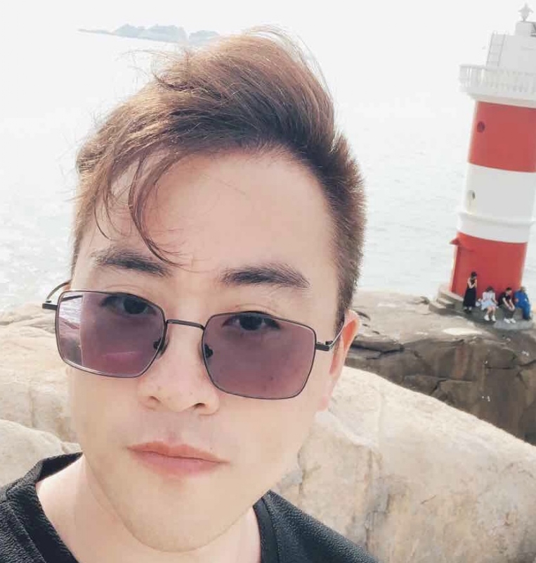 风中的雨的第一张照片--鞍山相亲服务中心