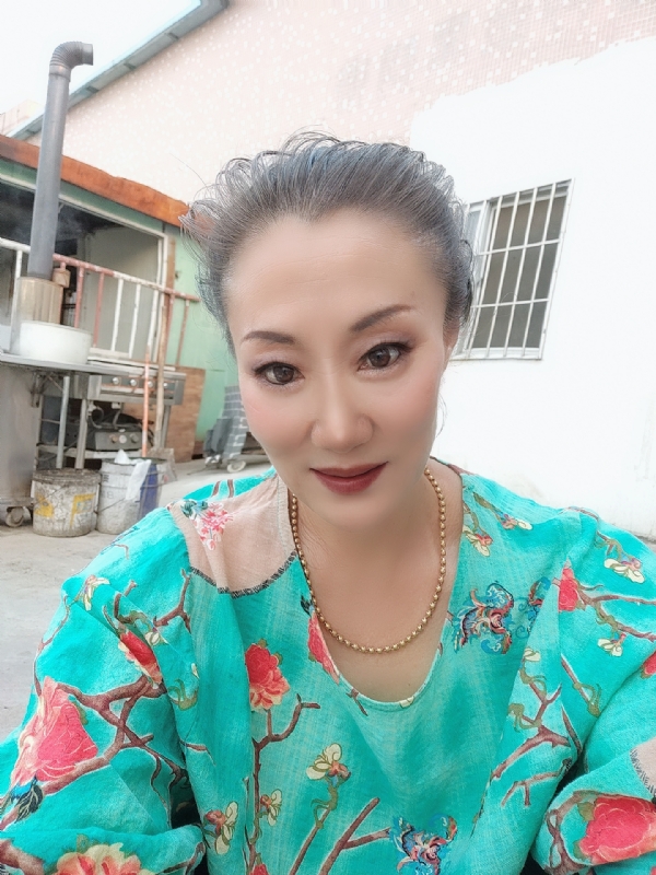 燕子的第三张照片--鞍山相亲服务中心