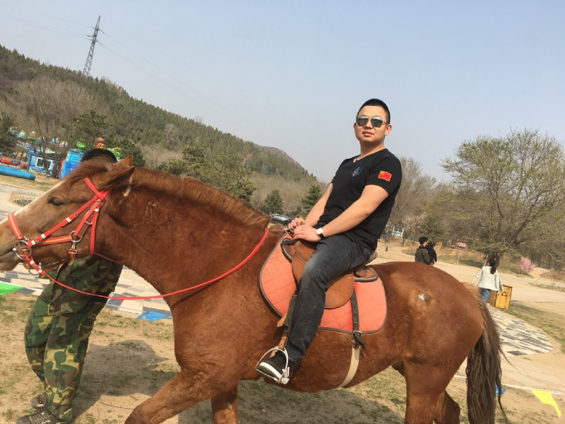 麦田的守望者的第一张照片--鞍山相亲服务中心