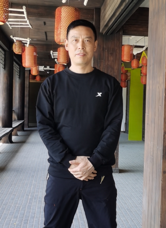 阳光总在风雨后的第一张照片--鞍山相亲服务中心