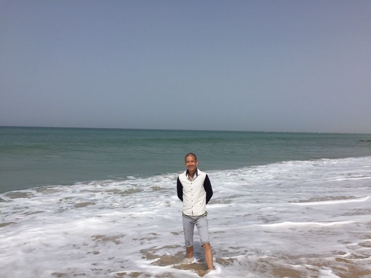 文字的忧伤的第一张照片--鞍山相亲服务中心