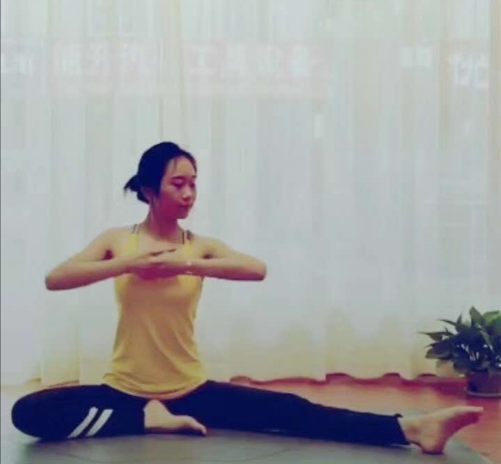 静静子的第一张照片--鞍山相亲服务中心