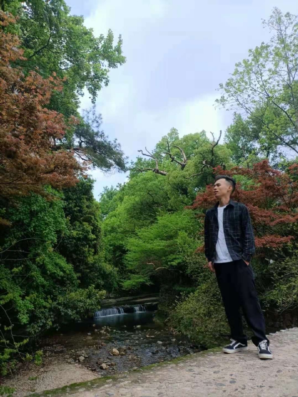 小白的第一张照片--鞍山相亲服务中心