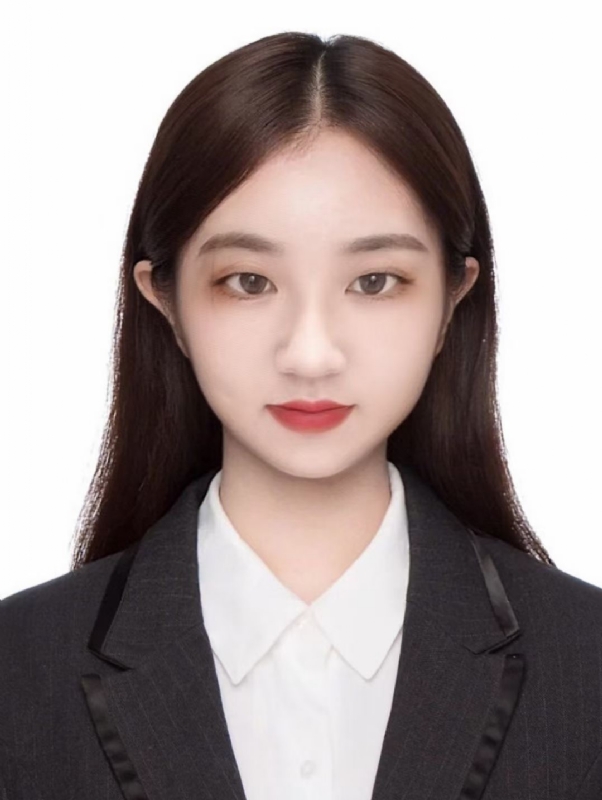 侧耳倾听的第一张照片--鞍山相亲服务中心