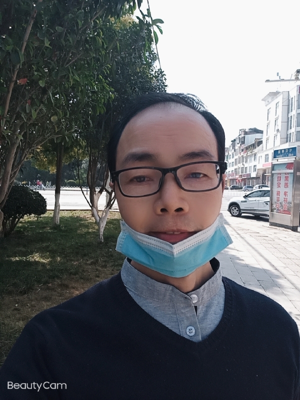 开心生活的第一张照片--鞍山相亲服务中心