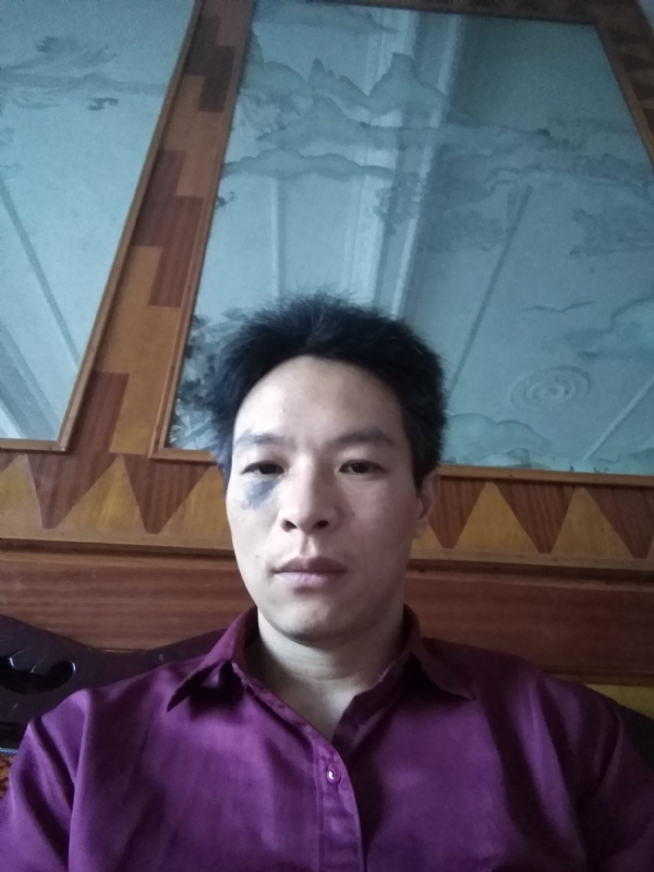 风中落叶的第一张照片--鞍山相亲服务中心