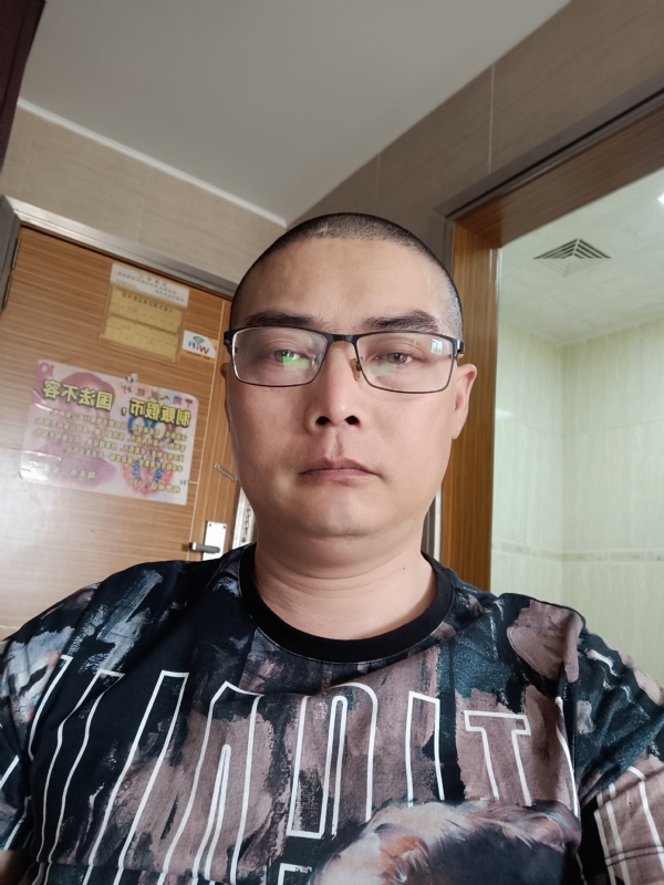 心梦无痕的第一张照片--鞍山相亲服务中心