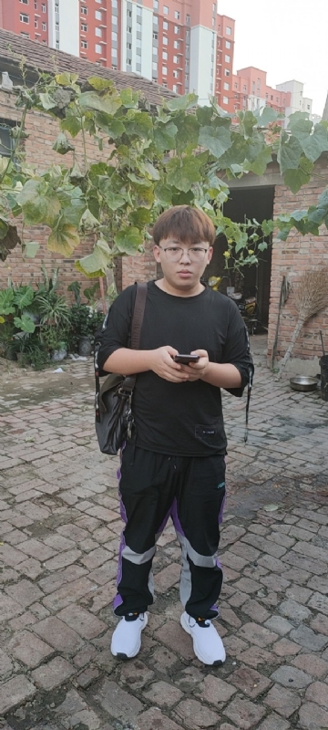 辛禹的第二张照片--鞍山相亲服务中心