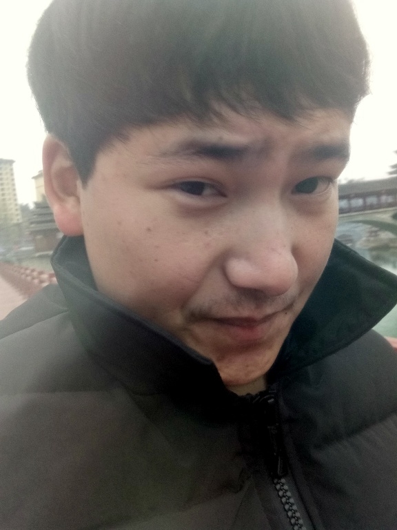 侗族青年作家超超的第二张照片--鞍山相亲服务中心