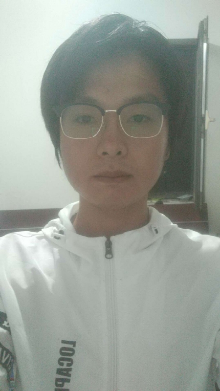 轻吻的第一张照片--鞍山相亲服务中心