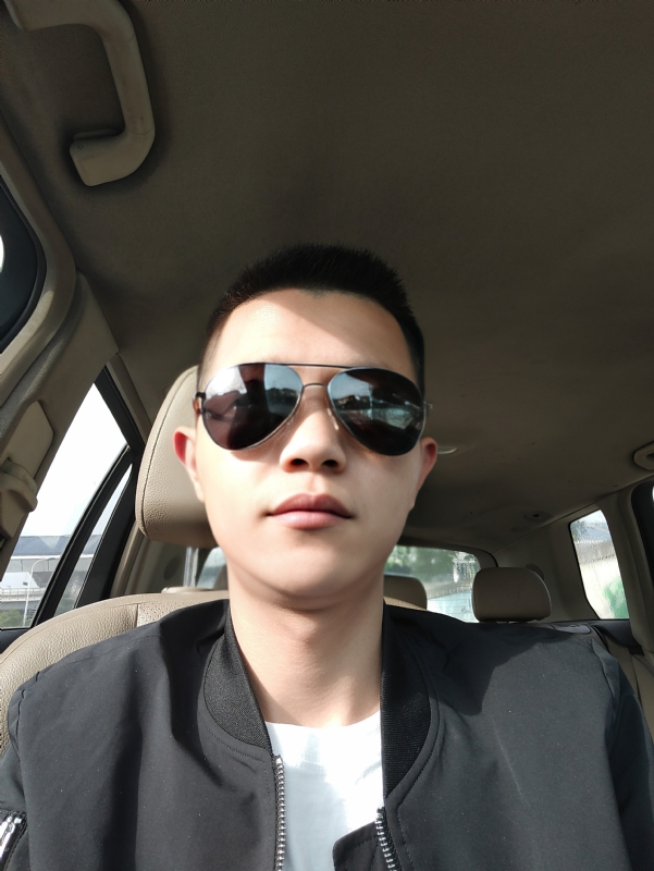 葛先生的第一张照片--鞍山相亲服务中心