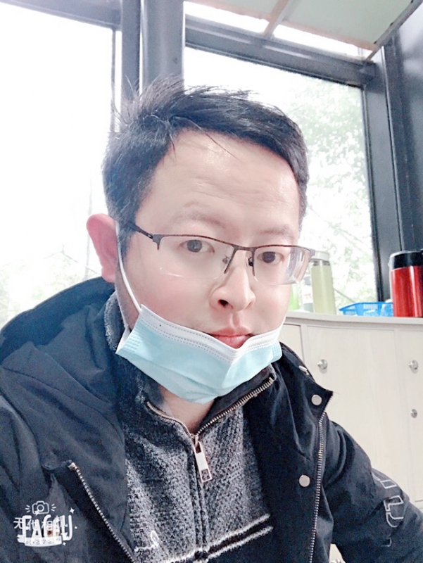 爱不渝的第二张照片--鞍山相亲服务中心