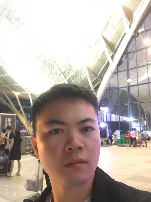 骑马的快乐的第一张照片--鞍山相亲服务中心