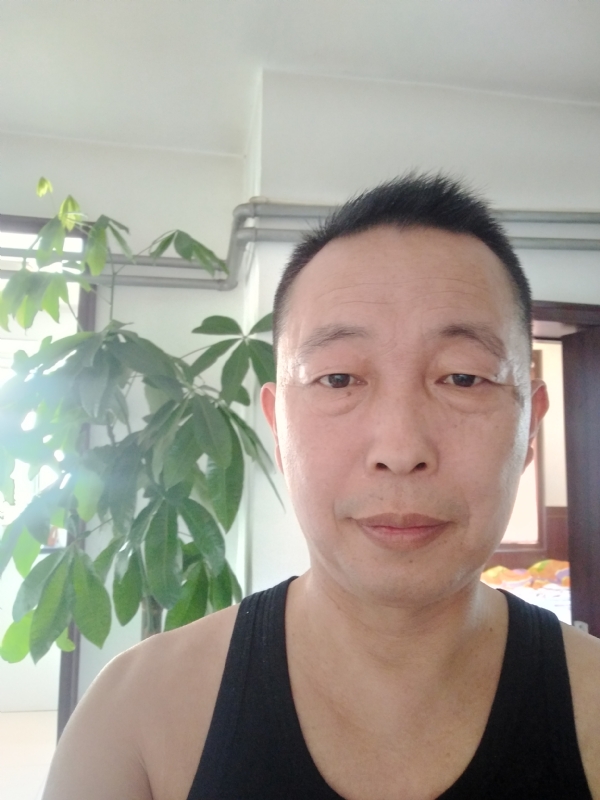 简单快乐百姓网的第一张照片--鞍山相亲服务中心