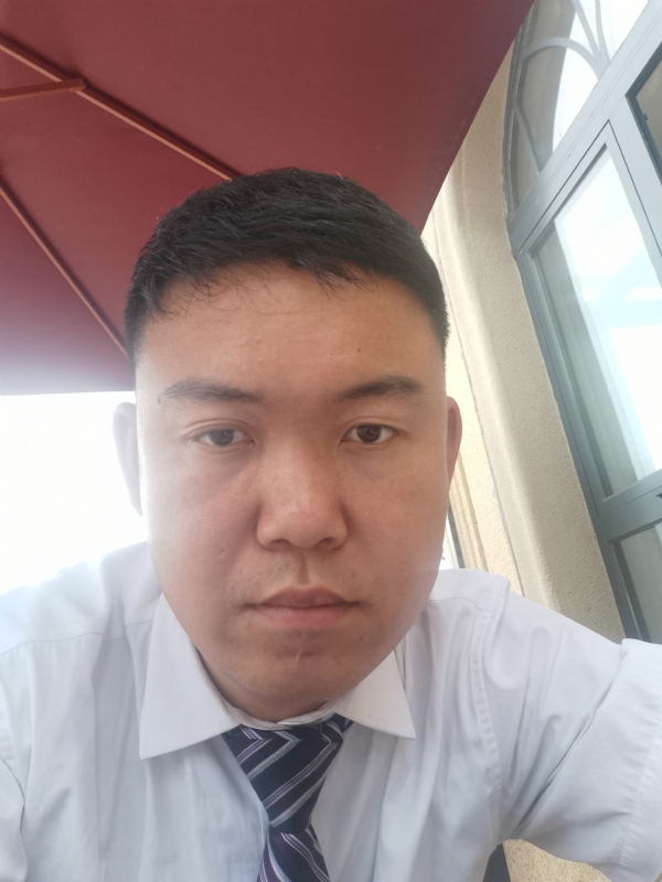 小龙哥的第一张照片--鞍山相亲服务中心