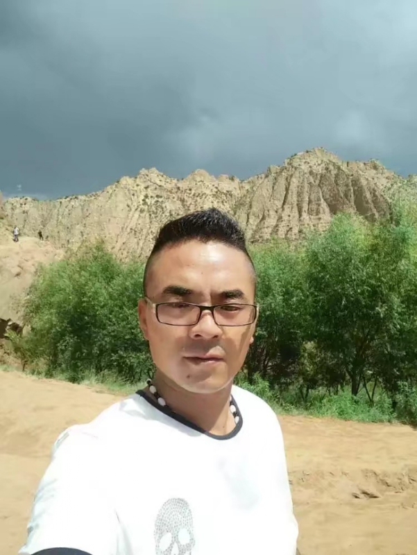 无情的沙尘暴的第一张照片--鞍山相亲服务中心