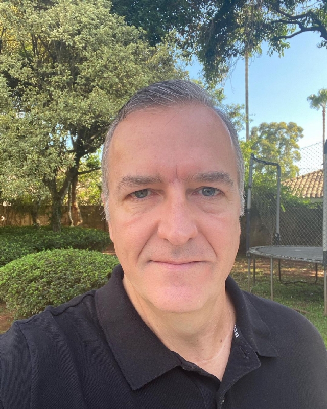 Lee的第一张照片--鞍山相亲服务中心