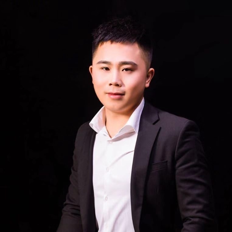 只欠东风的第一张照片--鞍山相亲服务中心