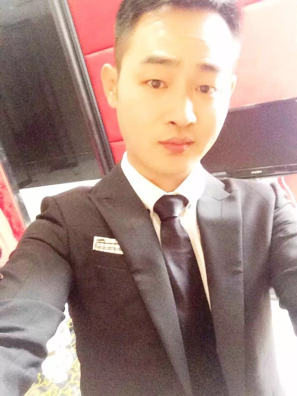 富强的第二张照片--鞍山相亲服务中心