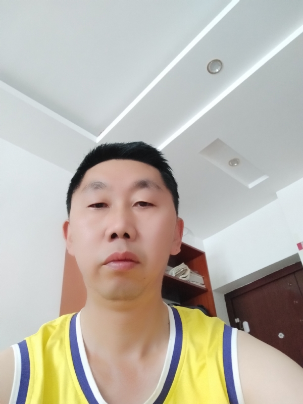 写尽半生纸上酸的第一张照片--鞍山相亲服务中心