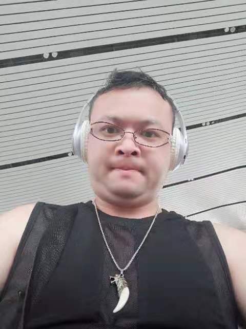 醉叶孤城的第一张照片--鞍山相亲服务中心