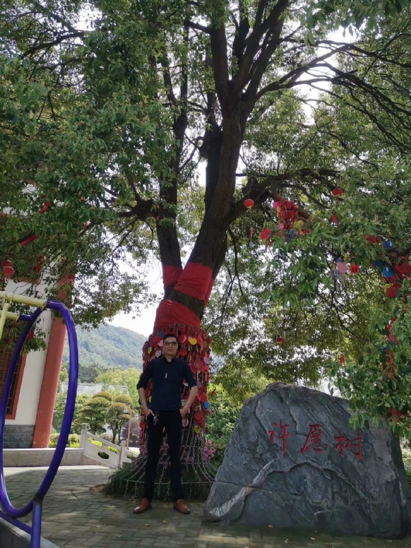 霸气的第一张照片--鞍山相亲服务中心