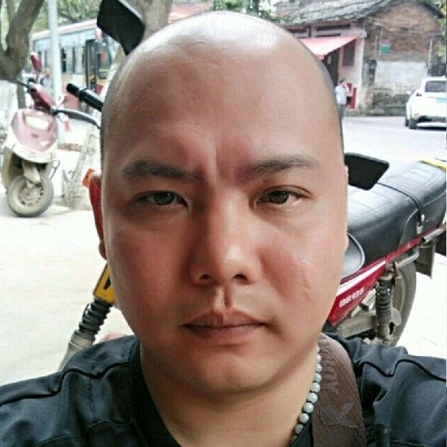 开心就好的第三张照片--鞍山相亲服务中心