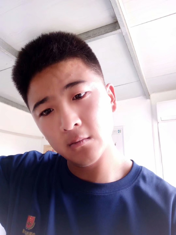 脸红相遇的第一张照片--鞍山相亲服务中心