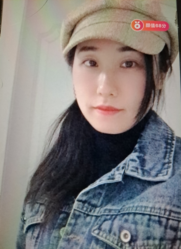 嫣然一笑的第二张照片--鞍山相亲服务中心