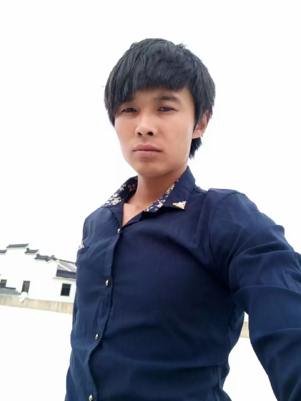 庸人自扰的第一张照片--鞍山相亲服务中心