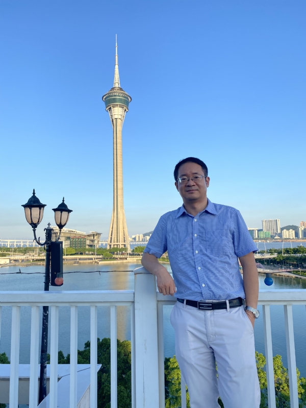 Yangyi的第三张照片--鞍山相亲服务中心