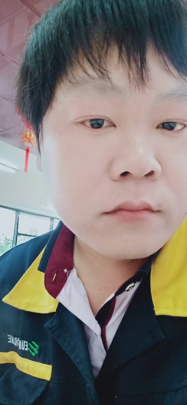 三哥哥的第一张照片--鞍山相亲服务中心