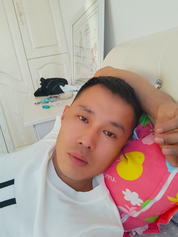 一个人的第一张照片--鞍山相亲服务中心