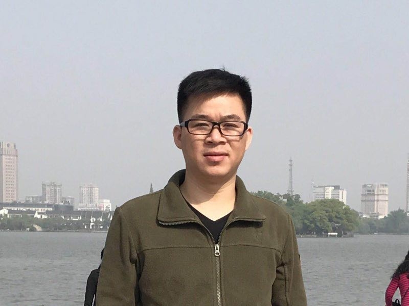 孔雀鱼的第一张照片--鞍山相亲服务中心