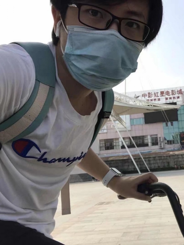 丁先生的第二张照片--鞍山相亲服务中心