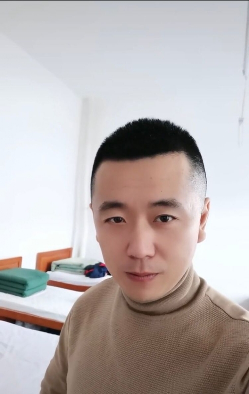 随风的第二张照片--鞍山相亲服务中心