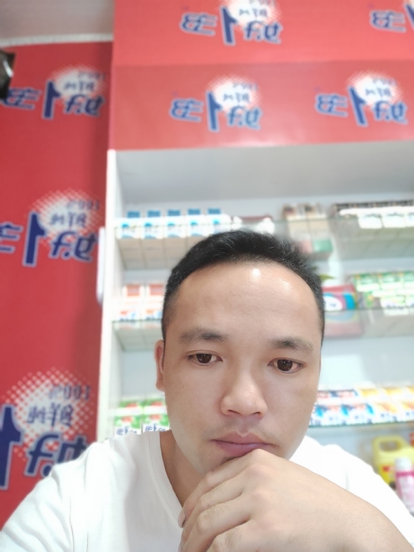 小老弟的第二张照片--鞍山相亲服务中心